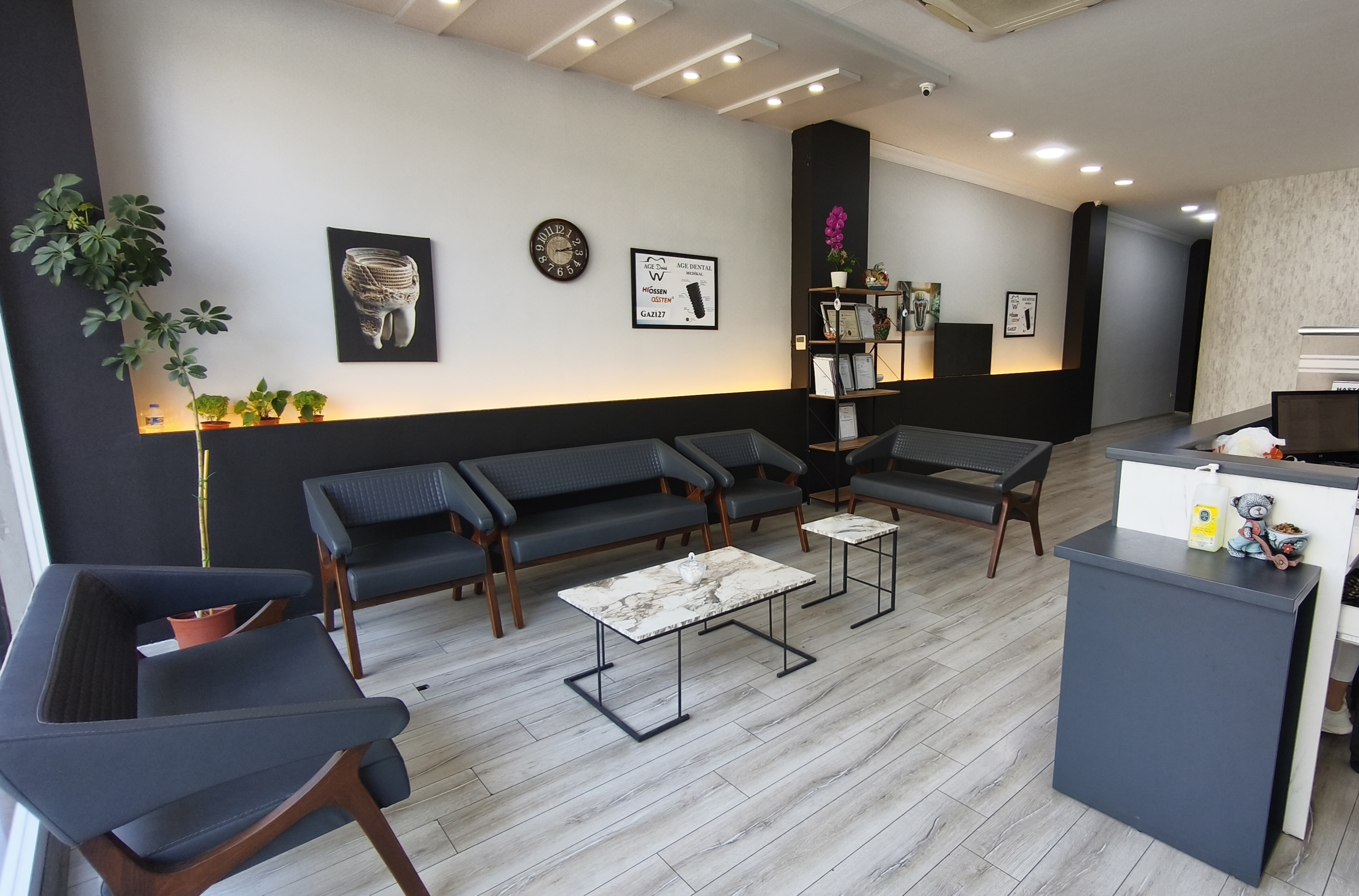 Gazi27Dent Bekleme Salonu